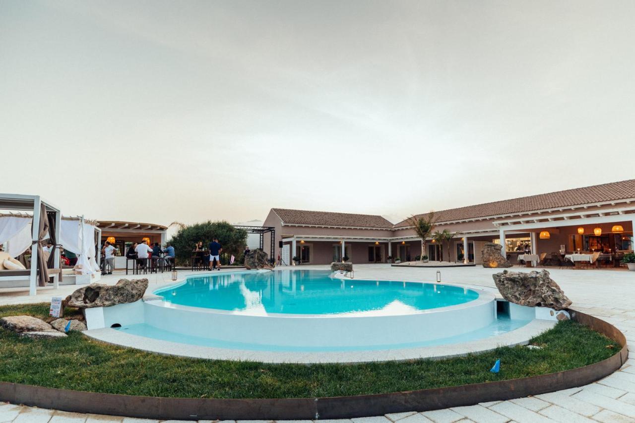 Su Entu Sardinian Country Club Hotel Olbia Exterior photo